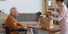 احتياجات كبار السن